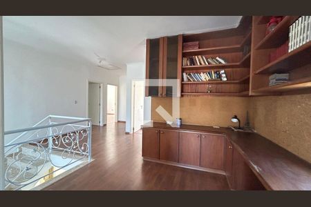 Casa à venda com 4 quartos, 400m² em Alphaville, Santana de Parnaíba