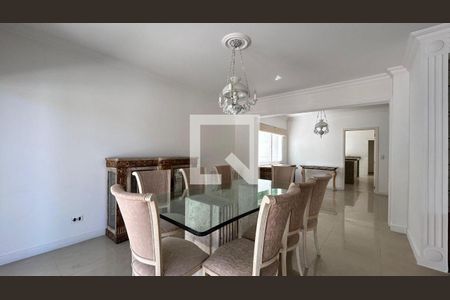 Casa à venda com 4 quartos, 400m² em Alphaville, Santana de Parnaíba