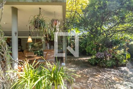 Casa à venda com 4 quartos, 390m² em Morumbi, São Paulo