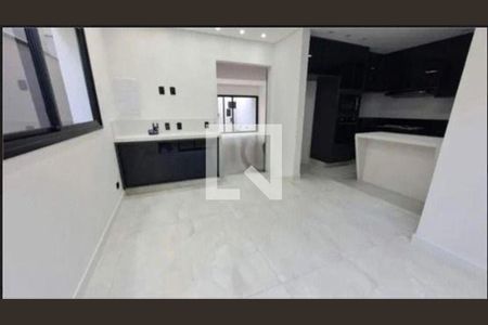 Casa à venda com 3 quartos, 186m² em Planalto Paulista, São Paulo