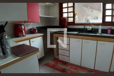 Casa à venda com 3 quartos, 198m² em Jardim Angela (zona Leste), São Paulo