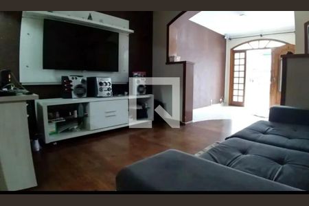 Casa à venda com 3 quartos, 198m² em Jardim Angela (zona Leste), São Paulo