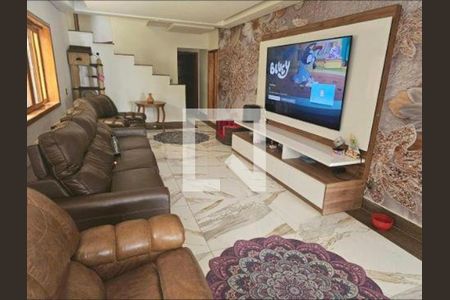 Casa à venda com 5 quartos, 330m² em Caxingui, São Paulo