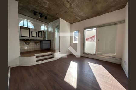 Casa à venda com 3 quartos, 155m² em Vila Mariana, São Paulo