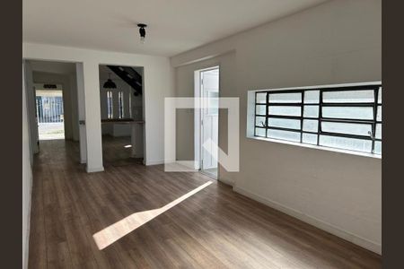 Casa à venda com 3 quartos, 155m² em Vila Mariana, São Paulo