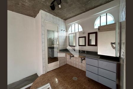 Casa à venda com 3 quartos, 155m² em Vila Mariana, São Paulo