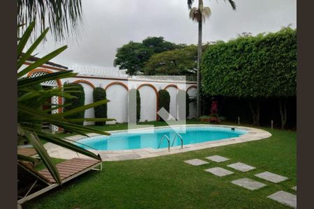 Casa à venda com 3 quartos, 360m² em Jardim Leonor, São Paulo