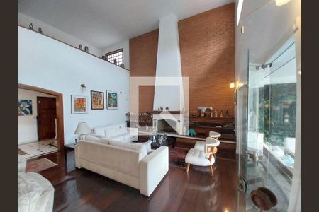 Casa à venda com 3 quartos, 360m² em Jardim Leonor, São Paulo