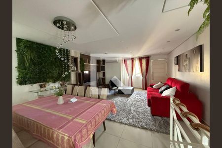 Casa à venda com 4 quartos, 148m² em Jardim Monte Kemel, São Paulo