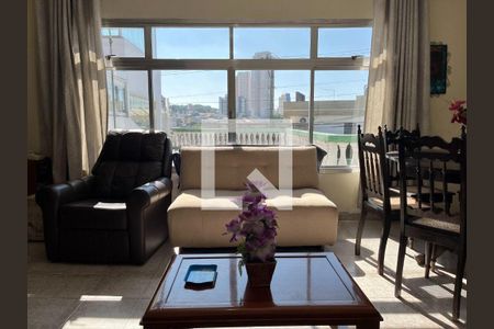 Casa à venda com 4 quartos, 195m² em Chácara Belenzinho, São Paulo