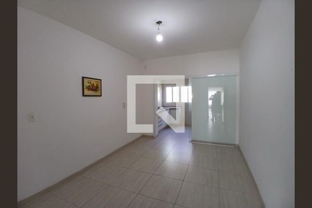 Casa à venda com 2 quartos, 200m² em Fundação, São Caetano do Sul