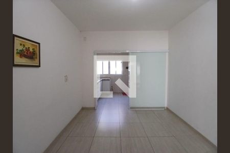 Casa à venda com 2 quartos, 200m² em Fundação, São Caetano do Sul