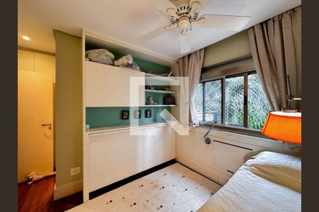 Apartamento à venda com 3 quartos, 250m² em Vila Suzana, São Paulo