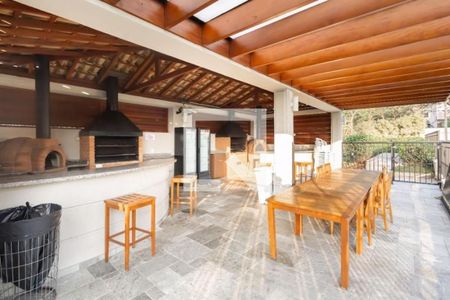 Apartamento à venda com 3 quartos, 209m² em Vila Sonia, São Paulo