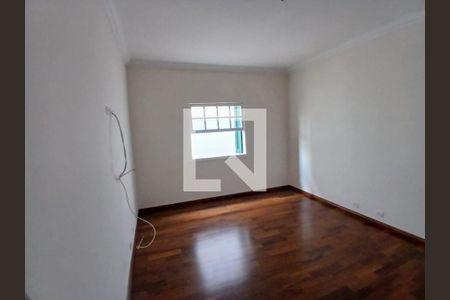 Casa à venda com 3 quartos, 209m² em Cerâmica, São Caetano do Sul