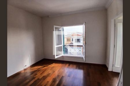 Casa à venda com 3 quartos, 209m² em Cerâmica, São Caetano do Sul