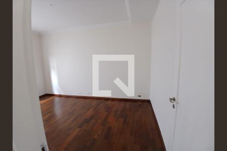 Casa à venda com 3 quartos, 209m² em Cerâmica, São Caetano do Sul