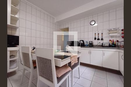 Casa à venda com 3 quartos, 162m² em Vila Carrão, São Paulo