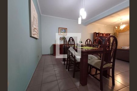 Casa à venda com 3 quartos, 162m² em Vila Carrão, São Paulo