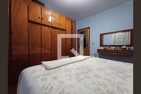 Casa à venda com 3 quartos, 162m² em Vila Carrão, São Paulo