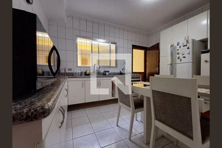 Casa à venda com 3 quartos, 162m² em Vila Carrão, São Paulo