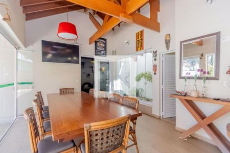 Casa à venda com 3 quartos, 540m² em Cursino, São Paulo