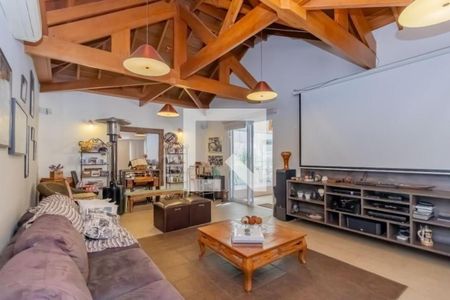 Casa à venda com 3 quartos, 540m² em Cursino, São Paulo