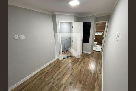 Casa à venda com 3 quartos, 158m² em Vila Carrão, São Paulo