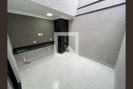 Casa à venda com 3 quartos, 158m² em Vila Carrão, São Paulo