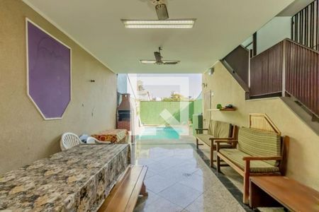 Casa à venda com 4 quartos, 385m² em Vila Canero, São Paulo