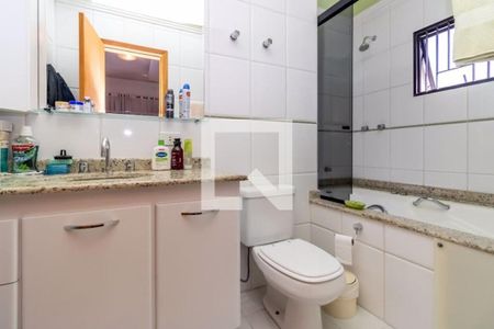 Casa à venda com 4 quartos, 245m² em Chácara Tatuapé, São Paulo