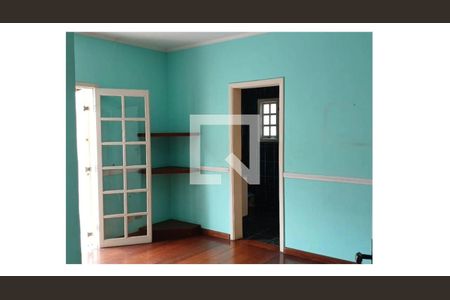 Casa à venda com 7 quartos, 550m² em Socorro, São Paulo