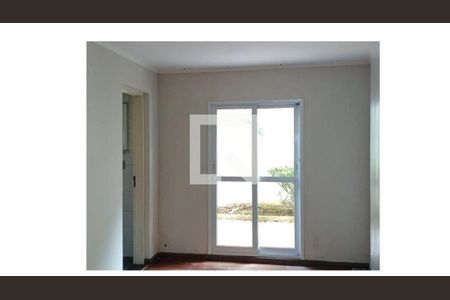 Casa à venda com 7 quartos, 550m² em Socorro, São Paulo