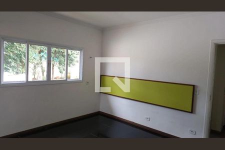 Casa à venda com 7 quartos, 550m² em Socorro, São Paulo