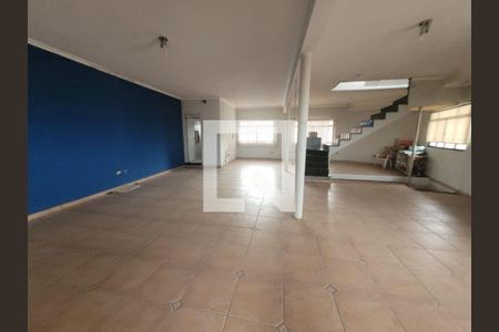 Casa à venda com 4 quartos, 451m² em Jardim Record, São Paulo