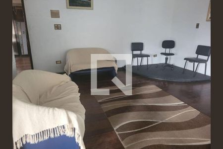 Casa à venda com 4 quartos, 451m² em Jardim Record, São Paulo