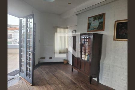 Casa à venda com 4 quartos, 451m² em Jardim Record, São Paulo