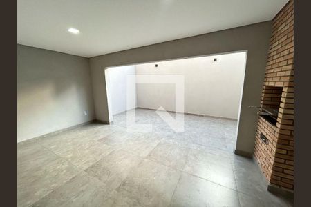 Casa à venda com 3 quartos, 230m² em Jardim Valdibia, São Bernardo do Campo