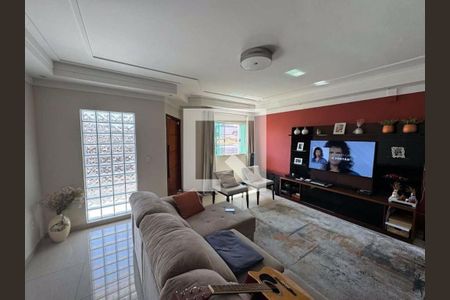 Casa à venda com 3 quartos, 285m² em Nova Petrópolis, São Bernardo do Campo