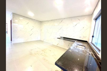 Casa à venda com 3 quartos, 189m² em Ponte Rasa, São Paulo