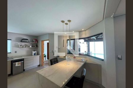 Casa à venda com 4 quartos, 314m² em Independência, São Bernardo do Campo