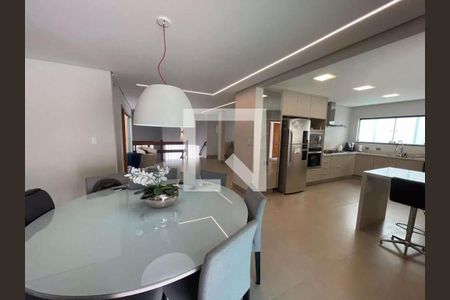 Casa à venda com 4 quartos, 314m² em Independência, São Bernardo do Campo