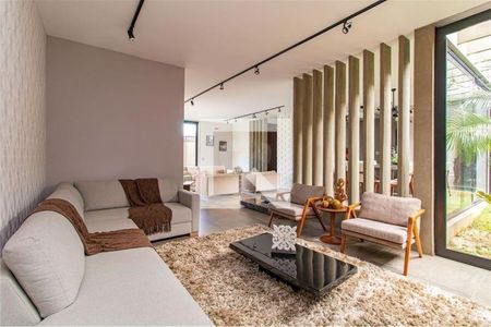 Casa à venda com 4 quartos, 502m² em Cursino, São Paulo