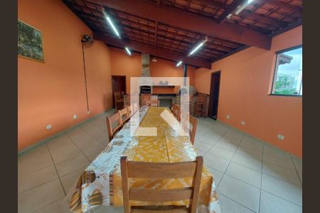 Casa à venda com 3 quartos, 160m² em Vila Antonieta, São Paulo