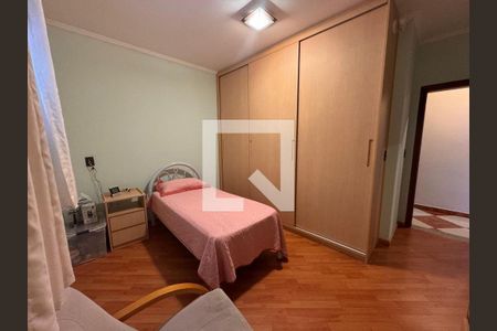 Casa à venda com 4 quartos, 302m² em Vila Marlene, São Bernardo do Campo