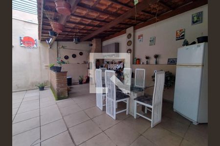 Casa à venda com 3 quartos, 220m² em Santa Terezinha, São Bernardo do Campo