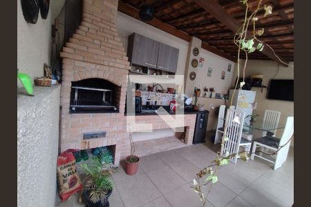 Casa à venda com 3 quartos, 220m² em Santa Terezinha, São Bernardo do Campo