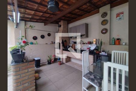 Casa à venda com 3 quartos, 220m² em Santa Terezinha, São Bernardo do Campo