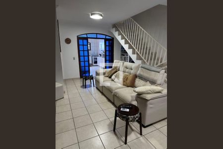 Casa à venda com 3 quartos, 325m² em Jardim Palermo, São Bernardo do Campo