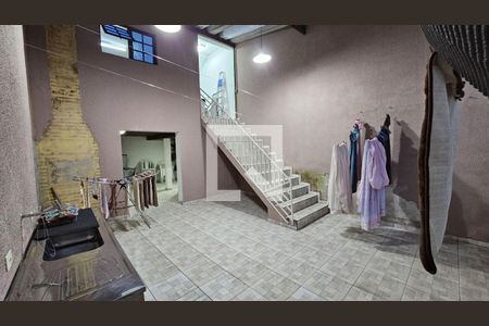 Casa à venda com 3 quartos, 325m² em Jardim Palermo, São Bernardo do Campo
